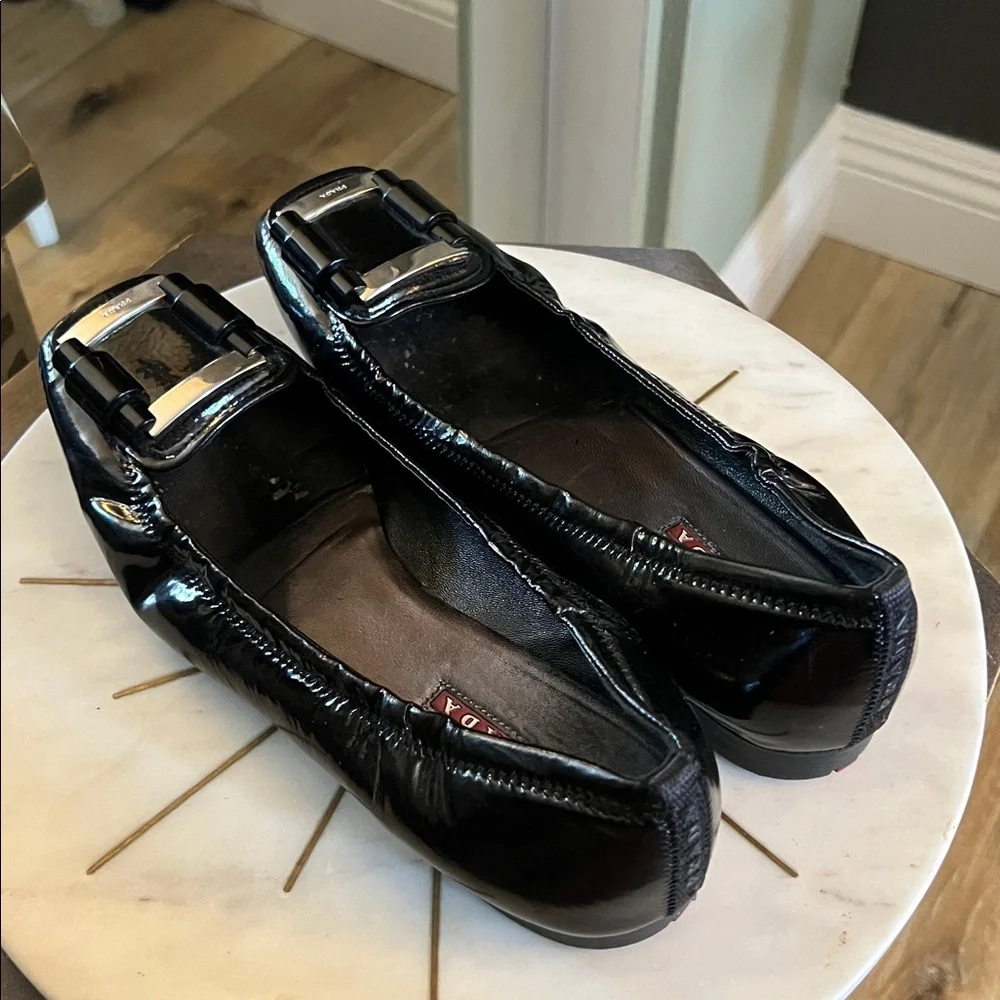 Prada Black, size 7.5 US, 38 EU, Patent Buckle Flats w/ Prada on buckle & COA - Picture 11 of 15